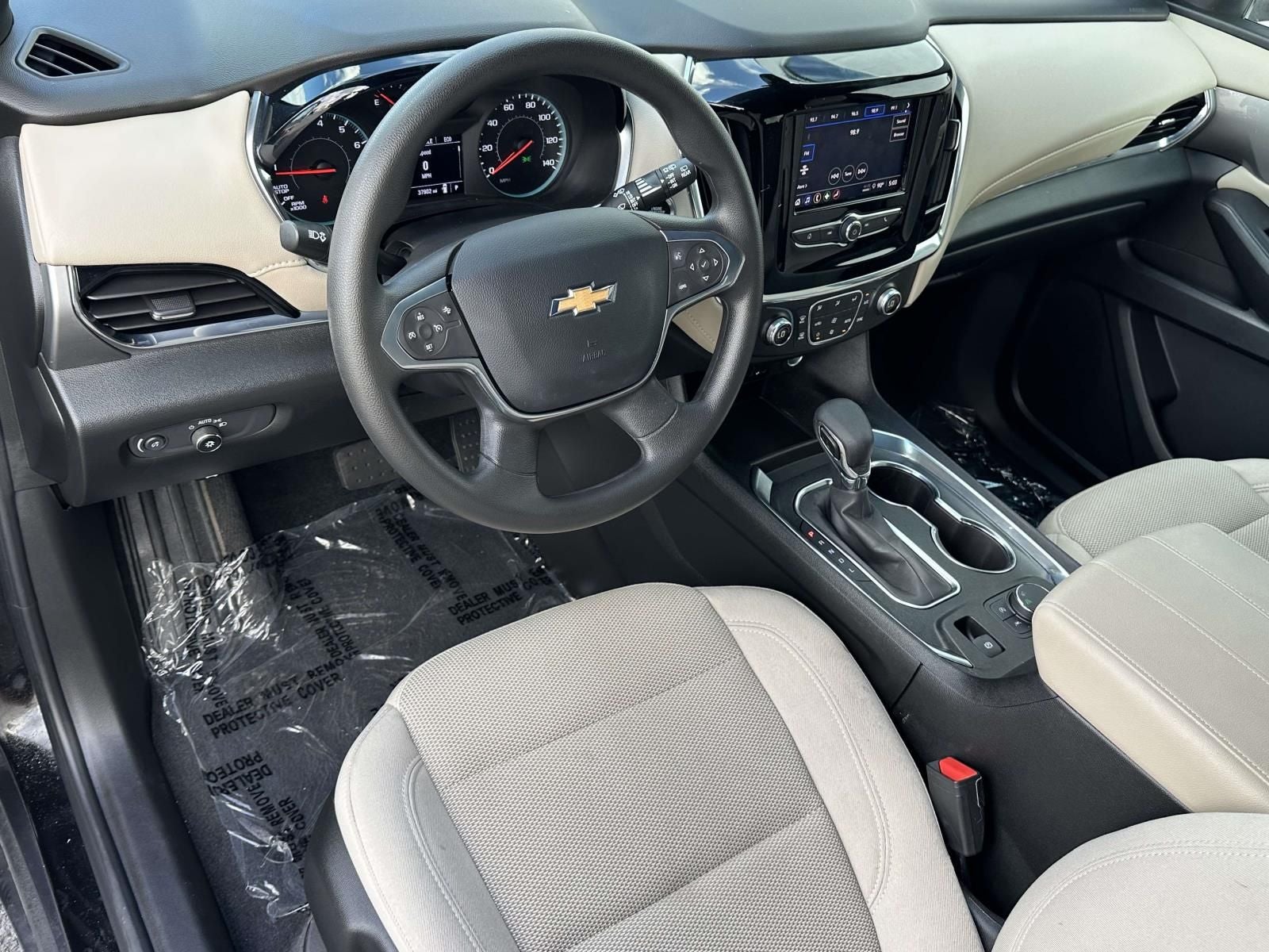 2023 Chevrolet Traverse LS
