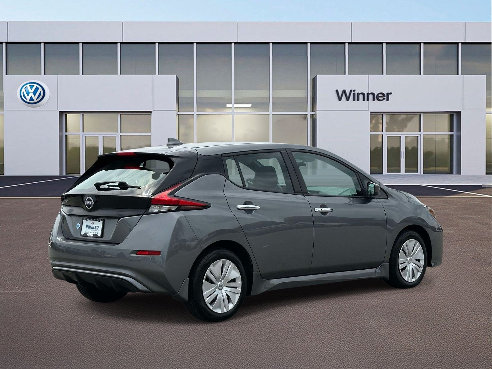 2023 Nissan Leaf S