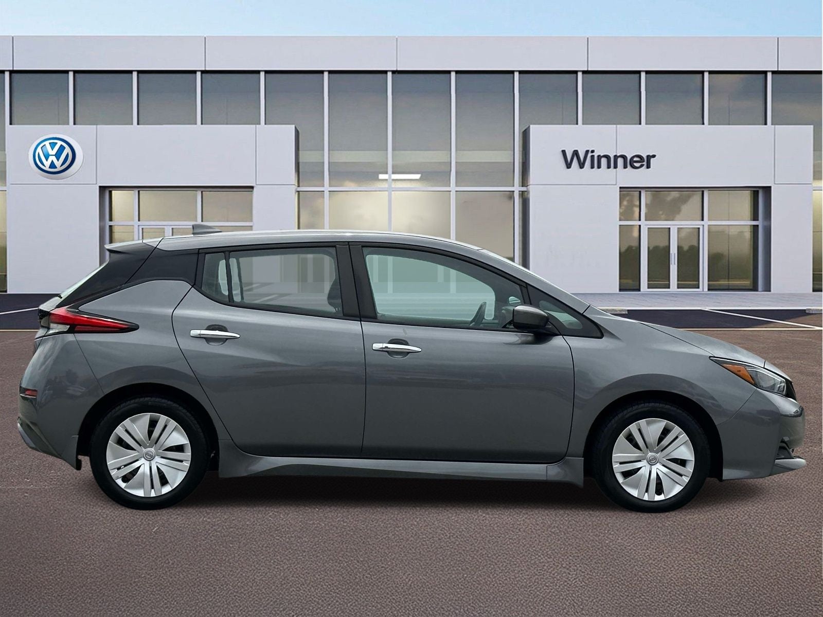 2023 Nissan Leaf S