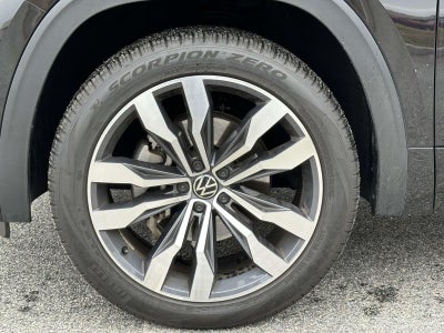 2023 Volkswagen Atlas Cross Sport 3.6L V6 SEL Premium R-Line