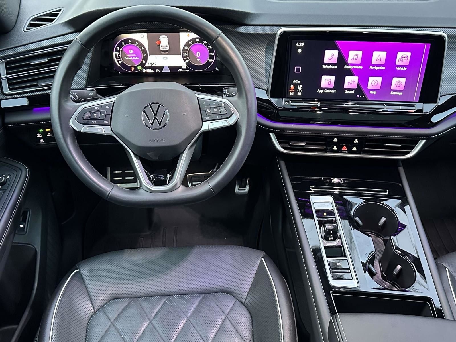 2025 Volkswagen Atlas Cross Sport 2.0T SEL Premium R-Line