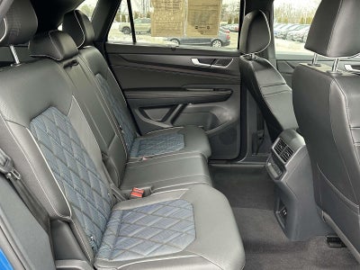 2025 Volkswagen Atlas Cross Sport 2.0T SEL Premium R-Line