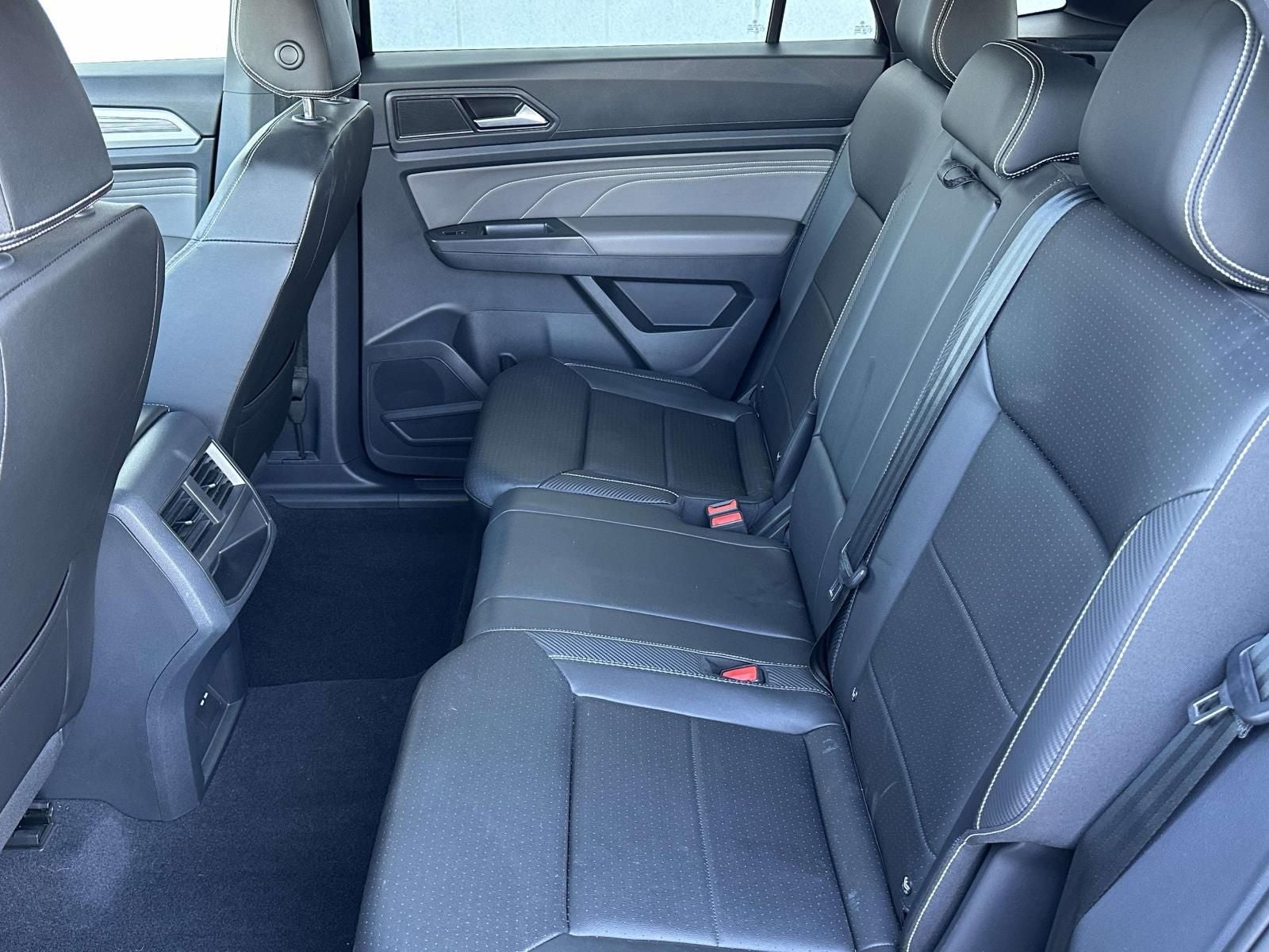 2023 Volkswagen Atlas Cross Sport 2.0T SE w/Technology