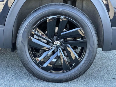 2023 Volkswagen Atlas Cross Sport 2.0T SE w/Technology