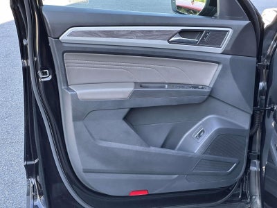 2023 Volkswagen Atlas Cross Sport 2.0T SE w/Technology