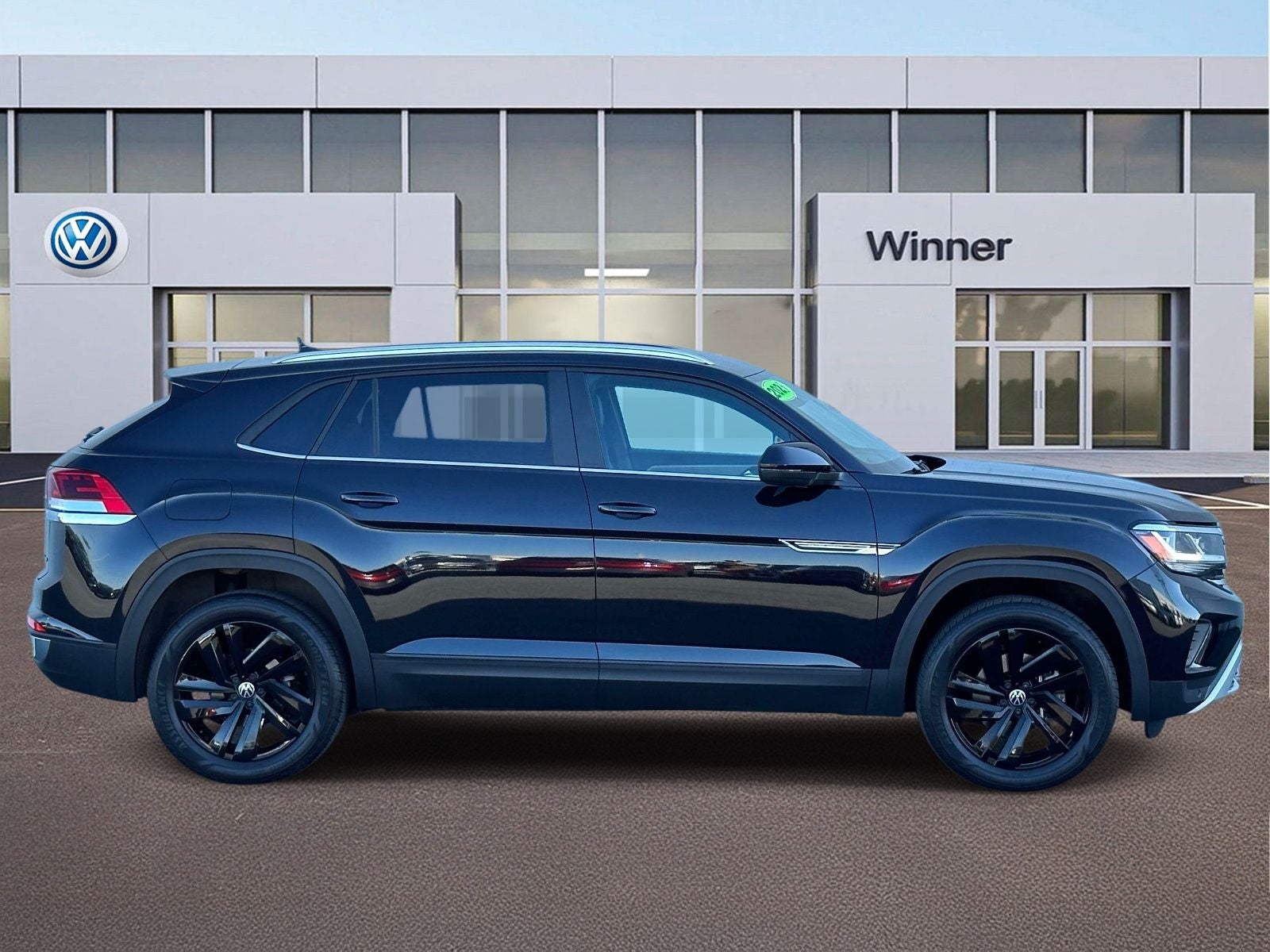 2023 Volkswagen Atlas Cross Sport 2.0T SE w/Technology