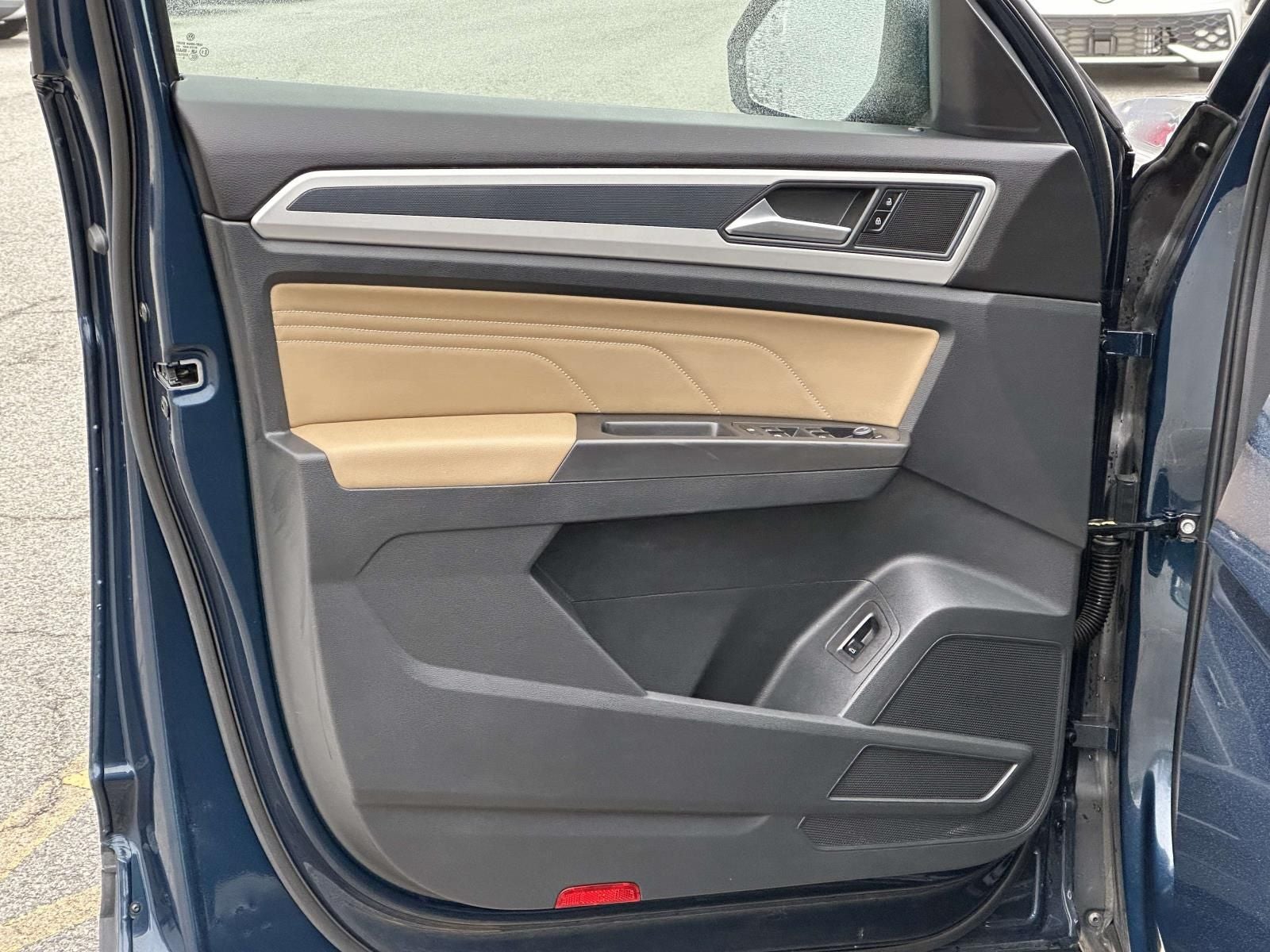 2023 Volkswagen Atlas Cross Sport 2.0T SE w/Technology