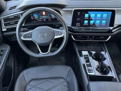 2024 Volkswagen Atlas Cross Sport 2.0T SE w/Technology