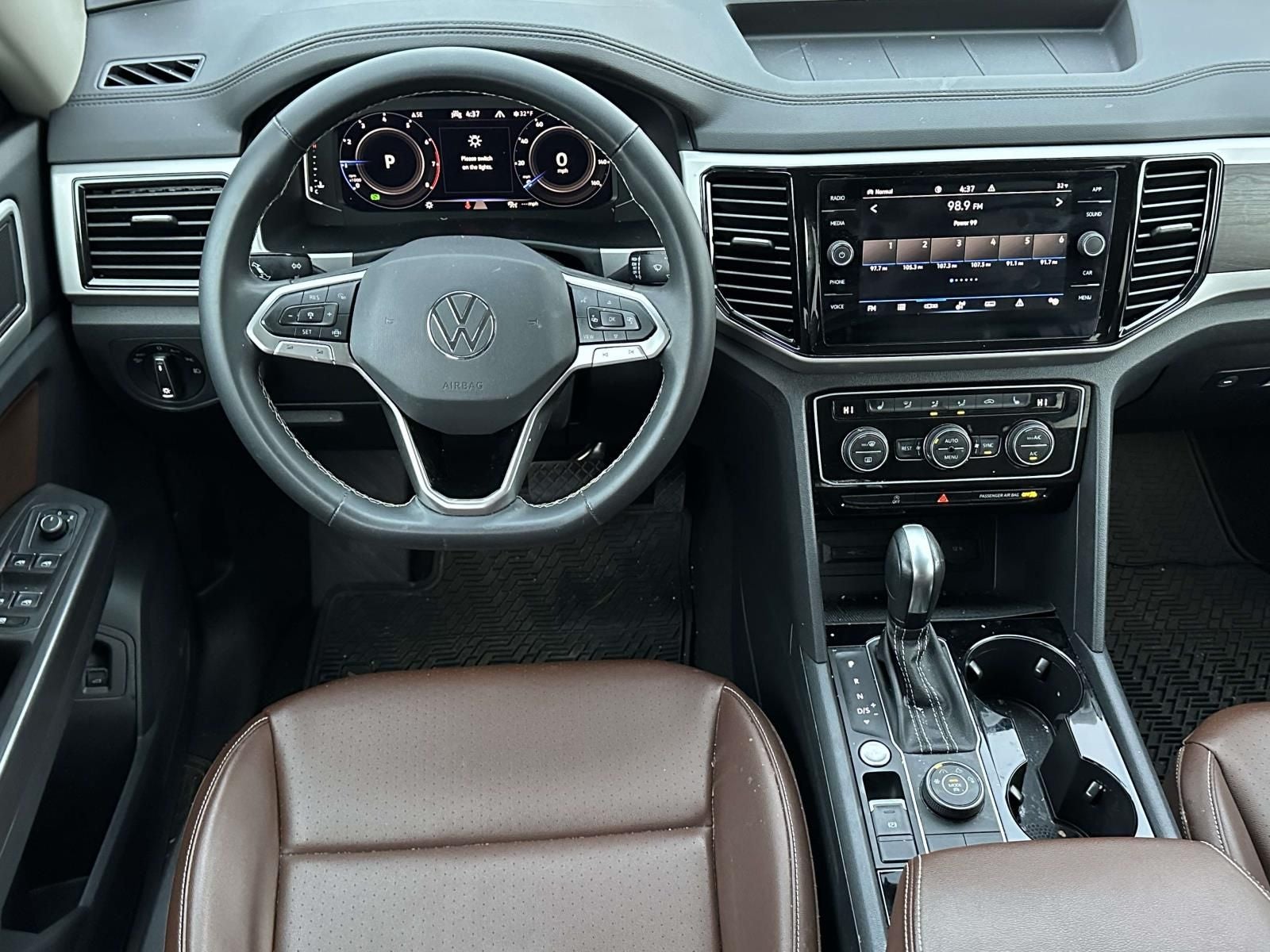 2022 Volkswagen Atlas 2.0T SE w/Technology