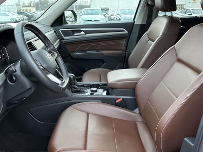 2022 Volkswagen Atlas 2.0T SE w/Technology