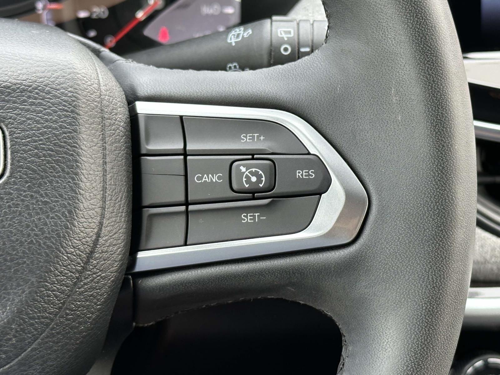 2023 Jeep Compass Latitude Lux