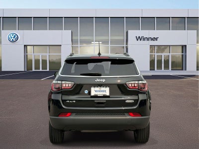 2023 Jeep Compass Latitude Lux