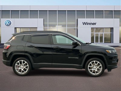 2023 Jeep Compass Latitude Lux