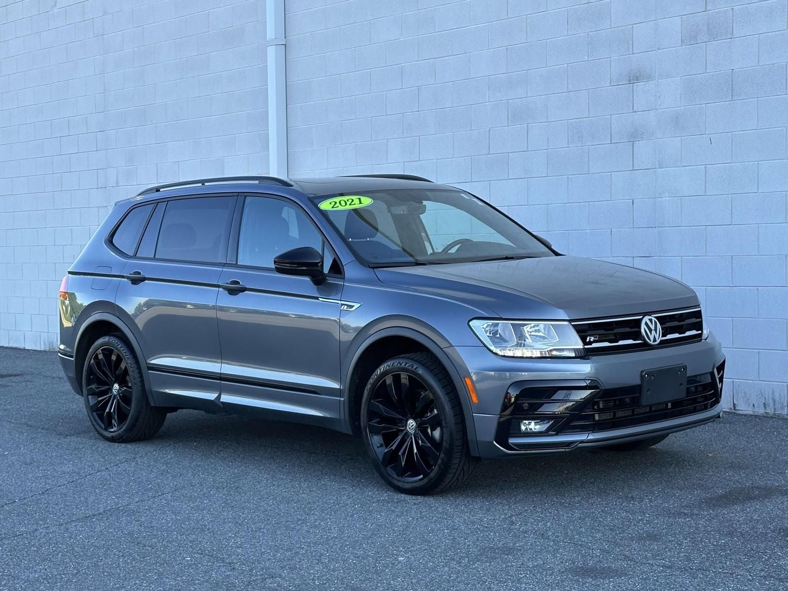 2021 Volkswagen Tiguan 2.0T SE R-Line Black