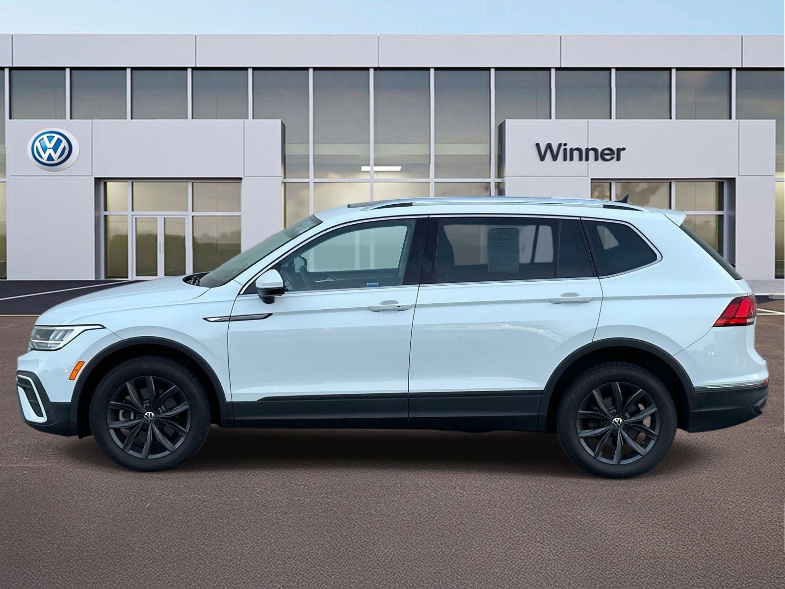 2022 Volkswagen Tiguan 2.0T SE
