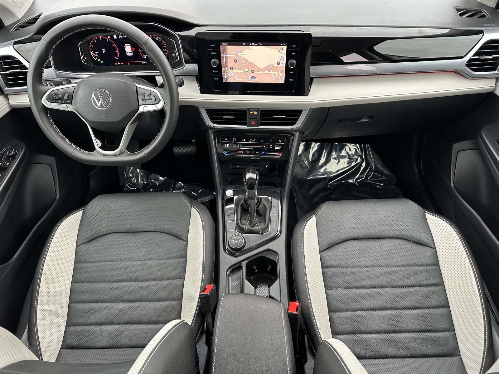 2025 Volkswagen Taos 1.5T SEL