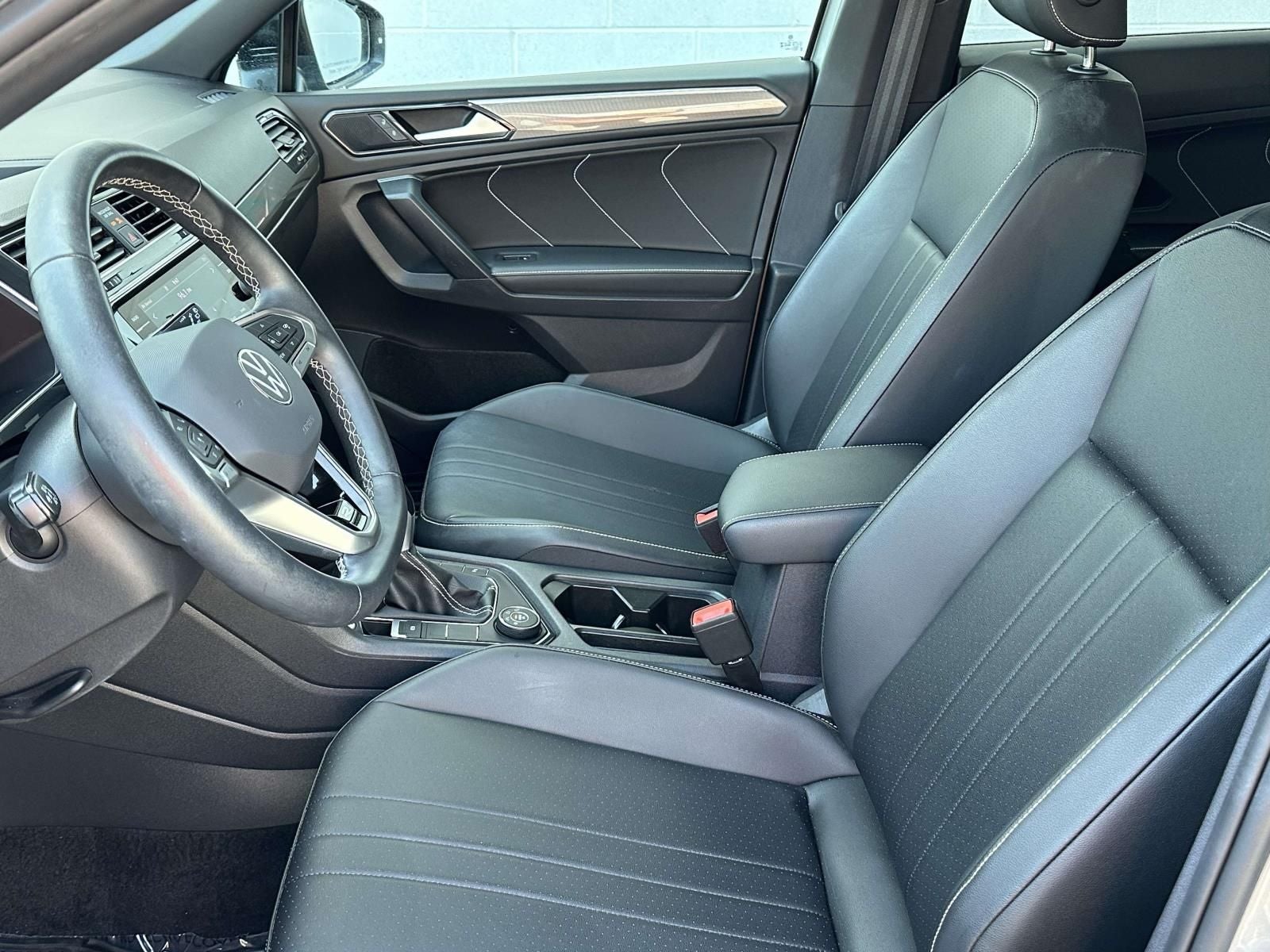2023 Volkswagen Tiguan 2.0T SE R-Line Black