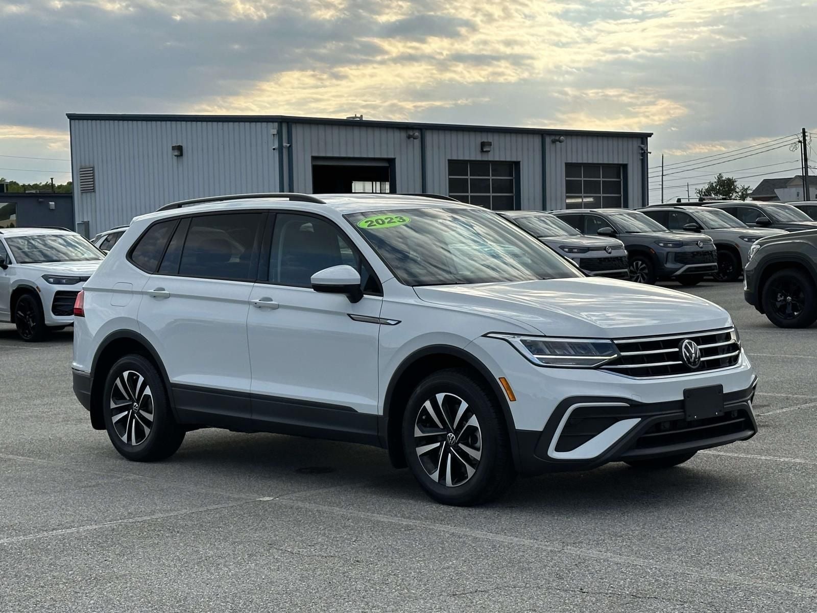 2023 Volkswagen Tiguan 2.0T S