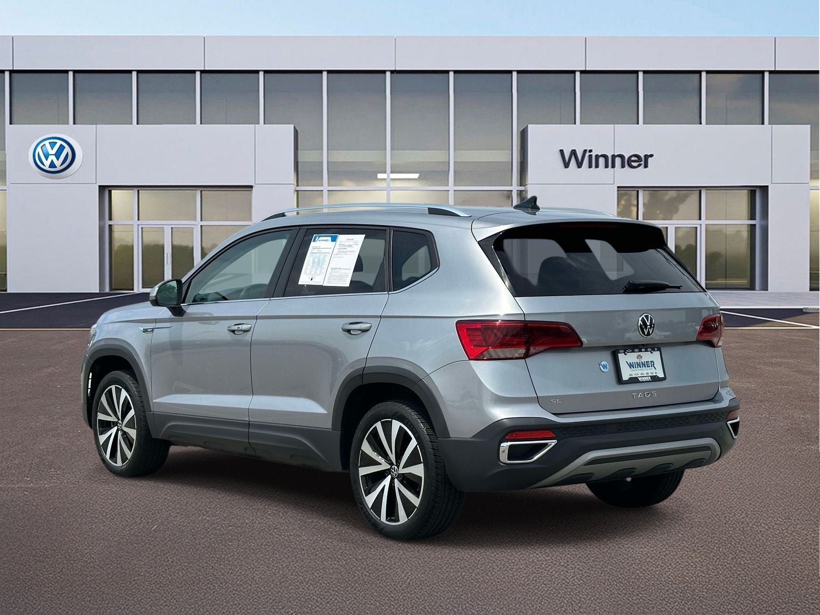 2024 Volkswagen Taos 1.5T SE