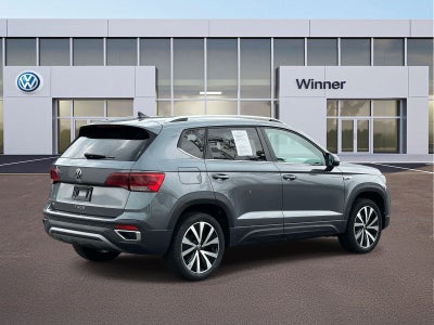 2024 Volkswagen Taos 1.5T SE