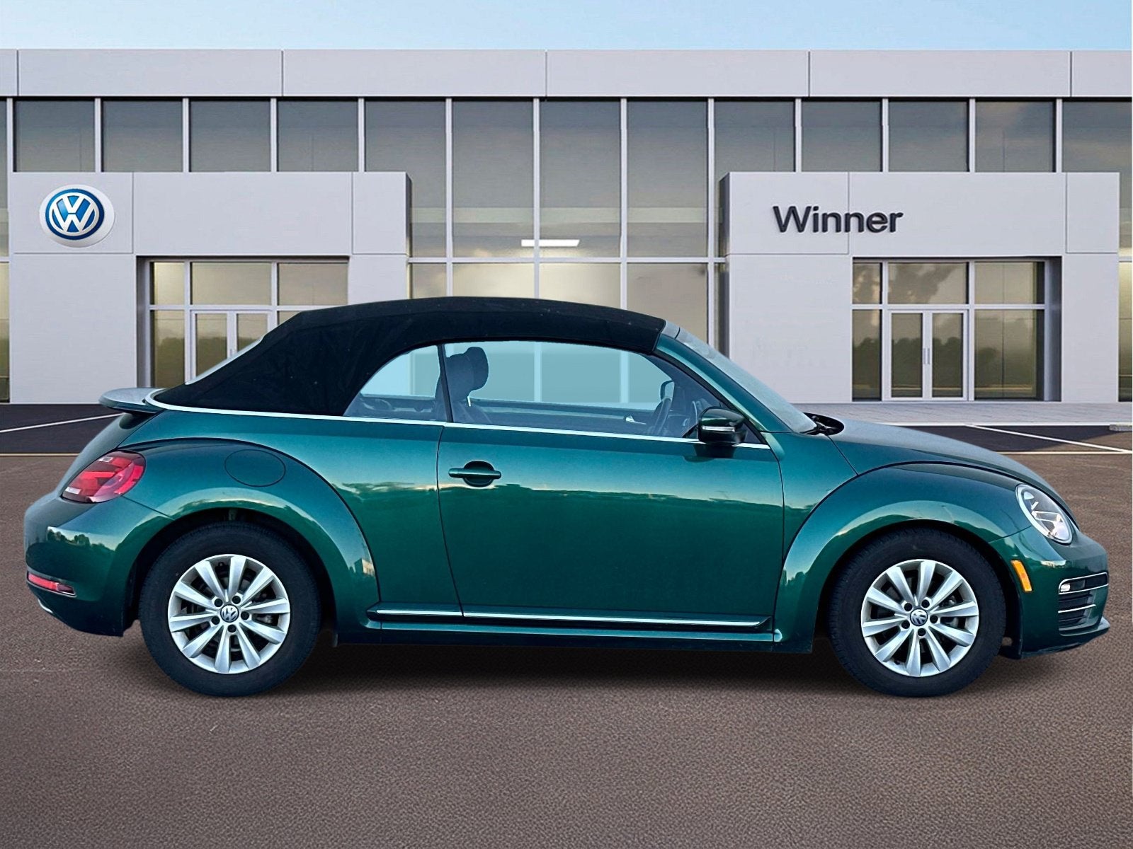 2018 Volkswagen Beetle 2.0T S