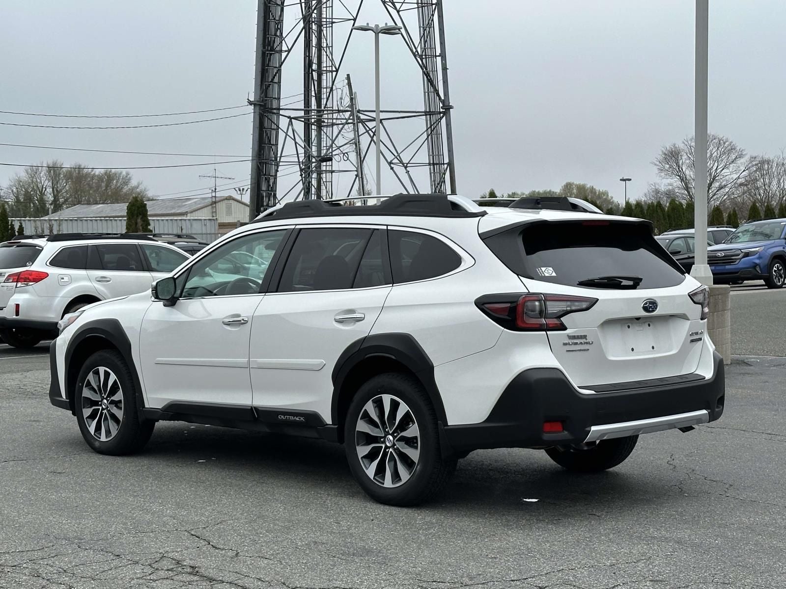 2025 Subaru Outback Touring XT