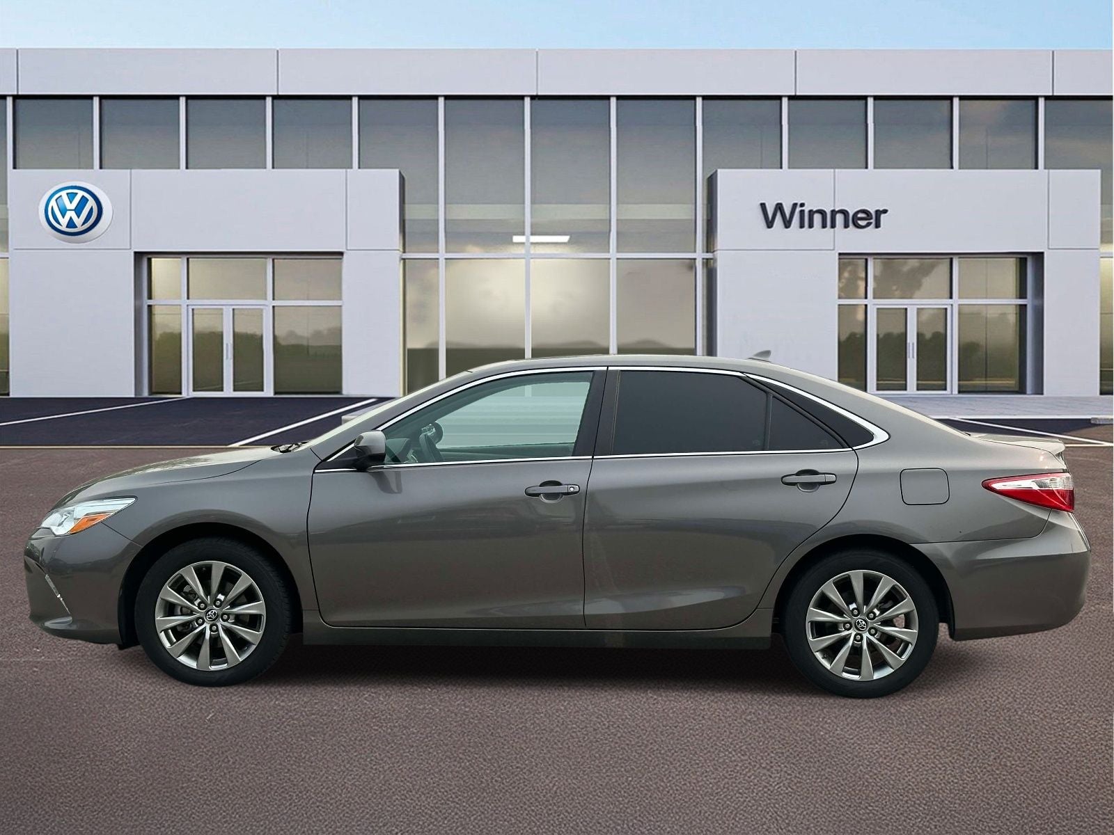 2017 Toyota Camry XLE