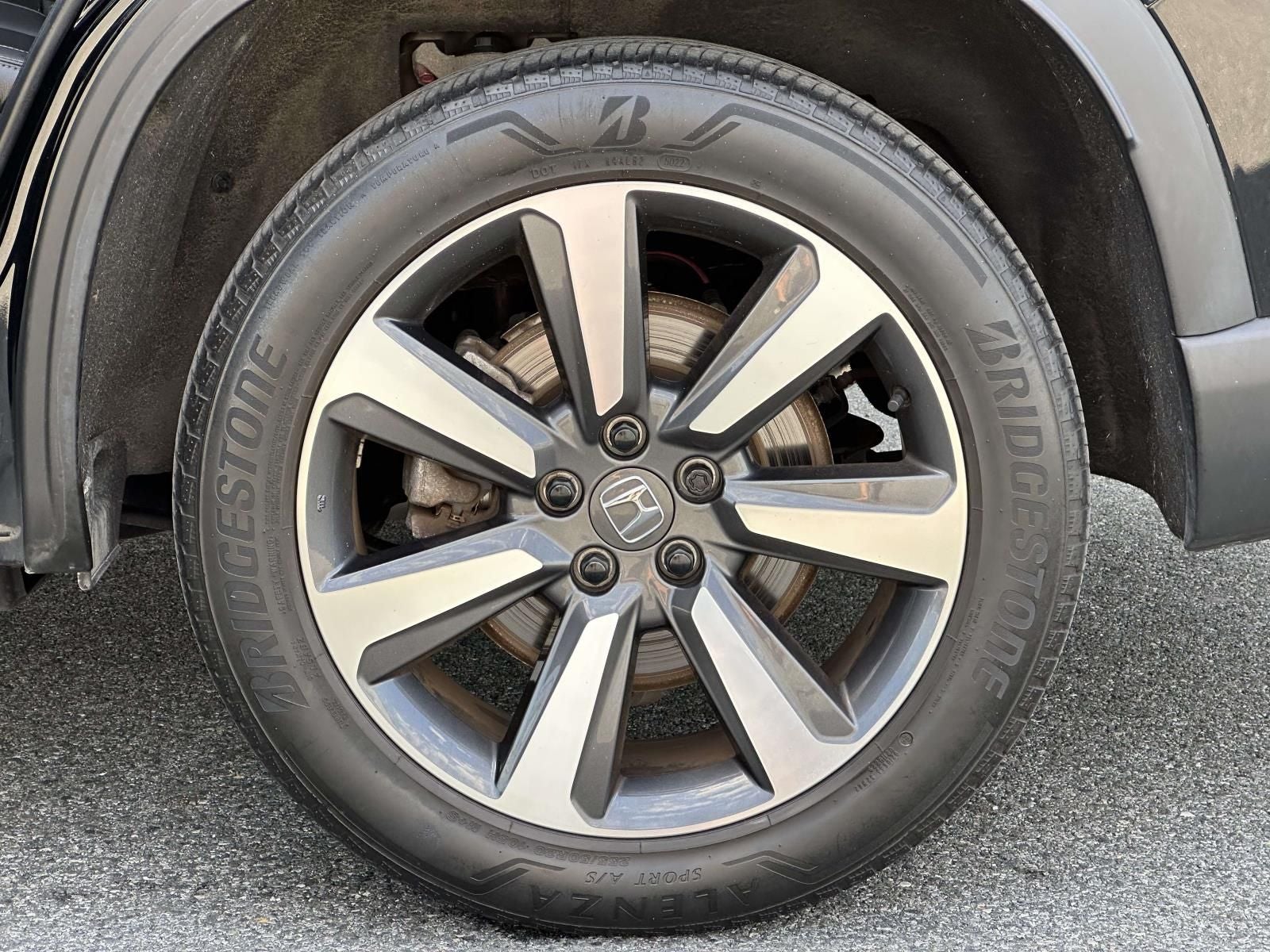 2023 Honda Pilot Touring