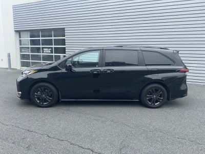 2025 Toyota Sienna XSE 7 Passenger