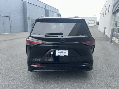 2025 Toyota Sienna XSE 7 Passenger
