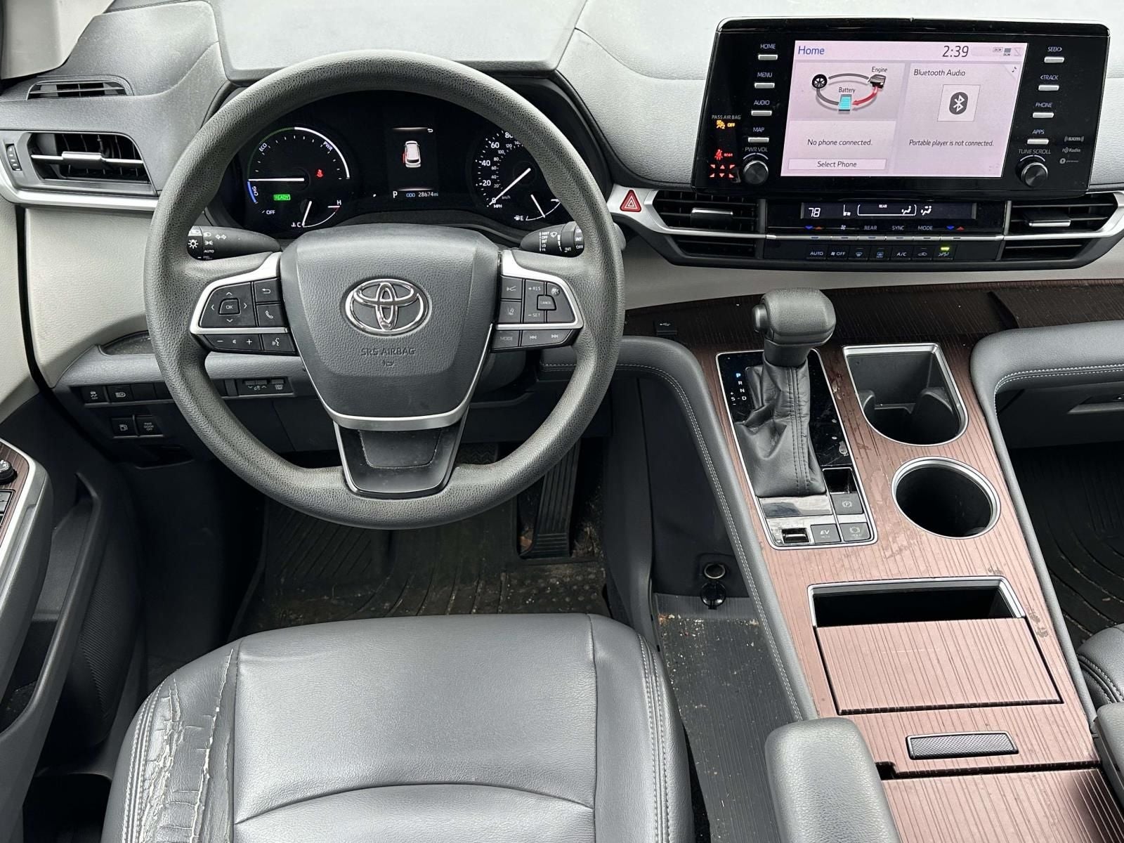 2021 Toyota Sienna LE 8 Passenger