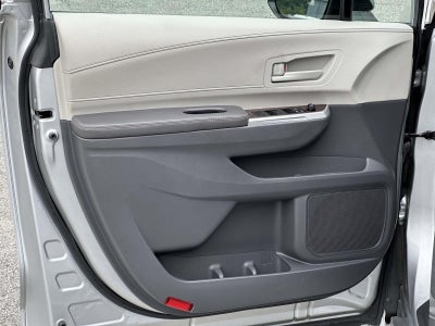 2021 Toyota Sienna LE 8 Passenger