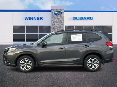2024 Subaru Forester Premium