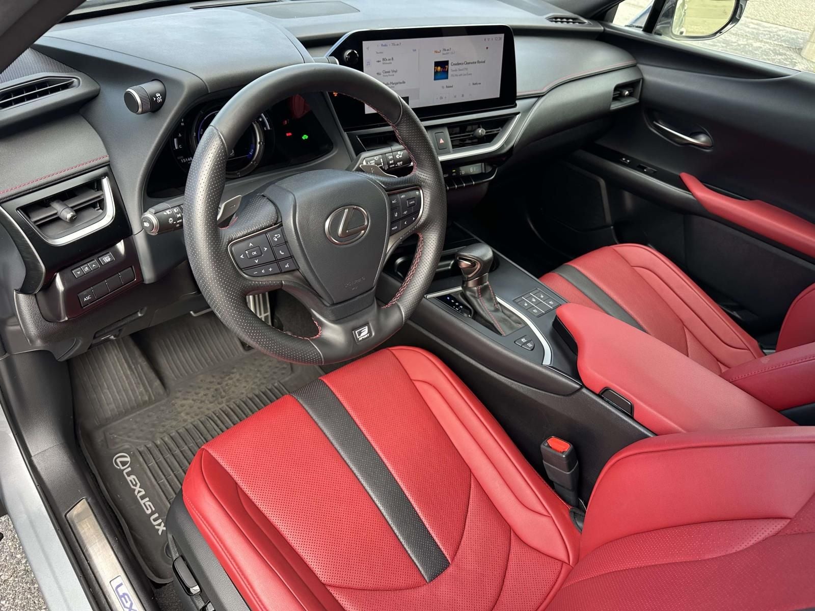 2023 Lexus UX 250h F SPORT Handling