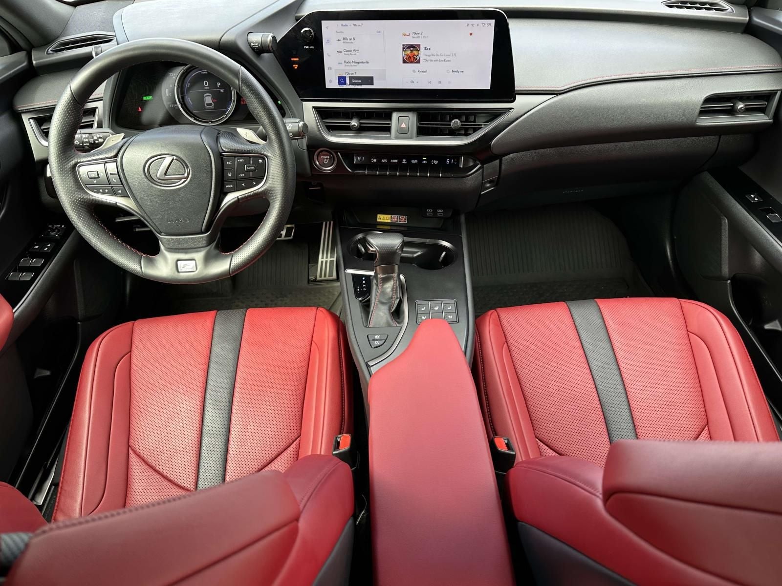 2023 Lexus UX 250h F SPORT Handling