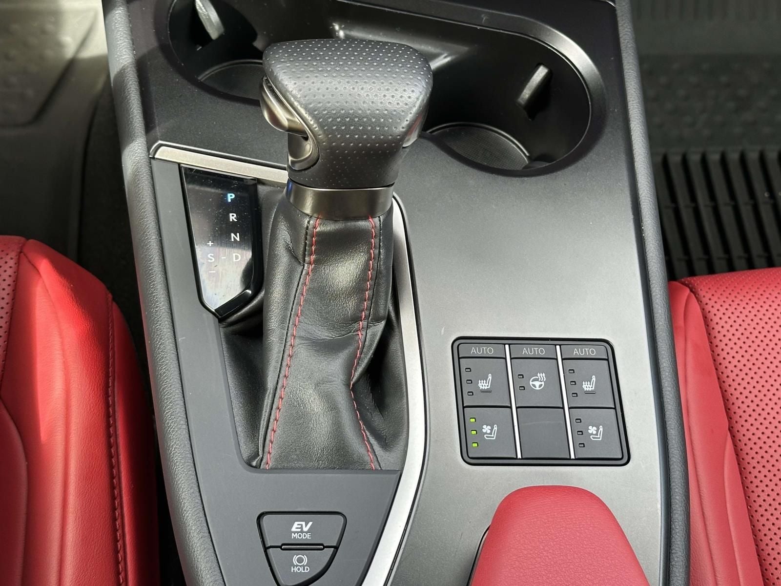 2023 Lexus UX 250h F SPORT Handling