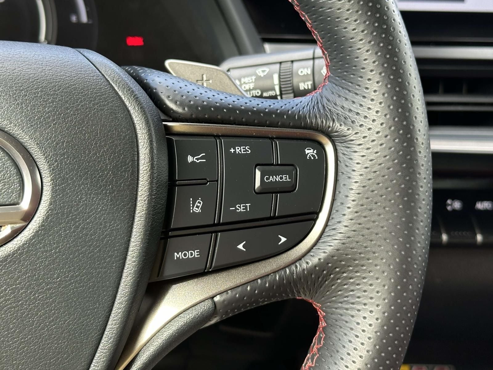 2023 Lexus UX 250h F SPORT Handling