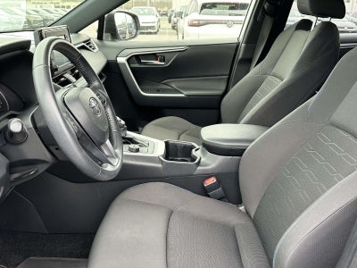 2022 Toyota RAV4 Hybrid SE