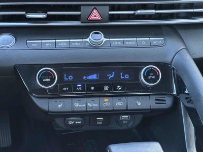 2022 Hyundai Elantra Limited