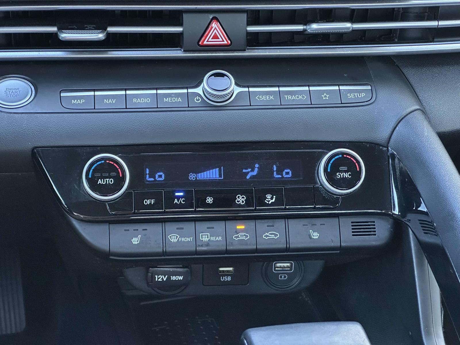 2022 Hyundai Elantra Limited