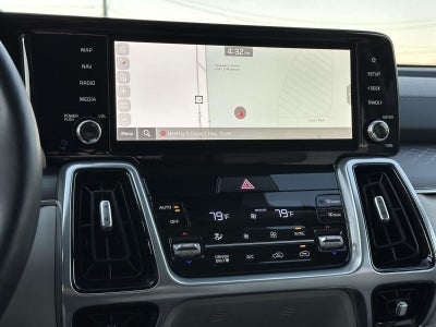 2024 Kia Sorento Plug-In Hybrid SX Prestige