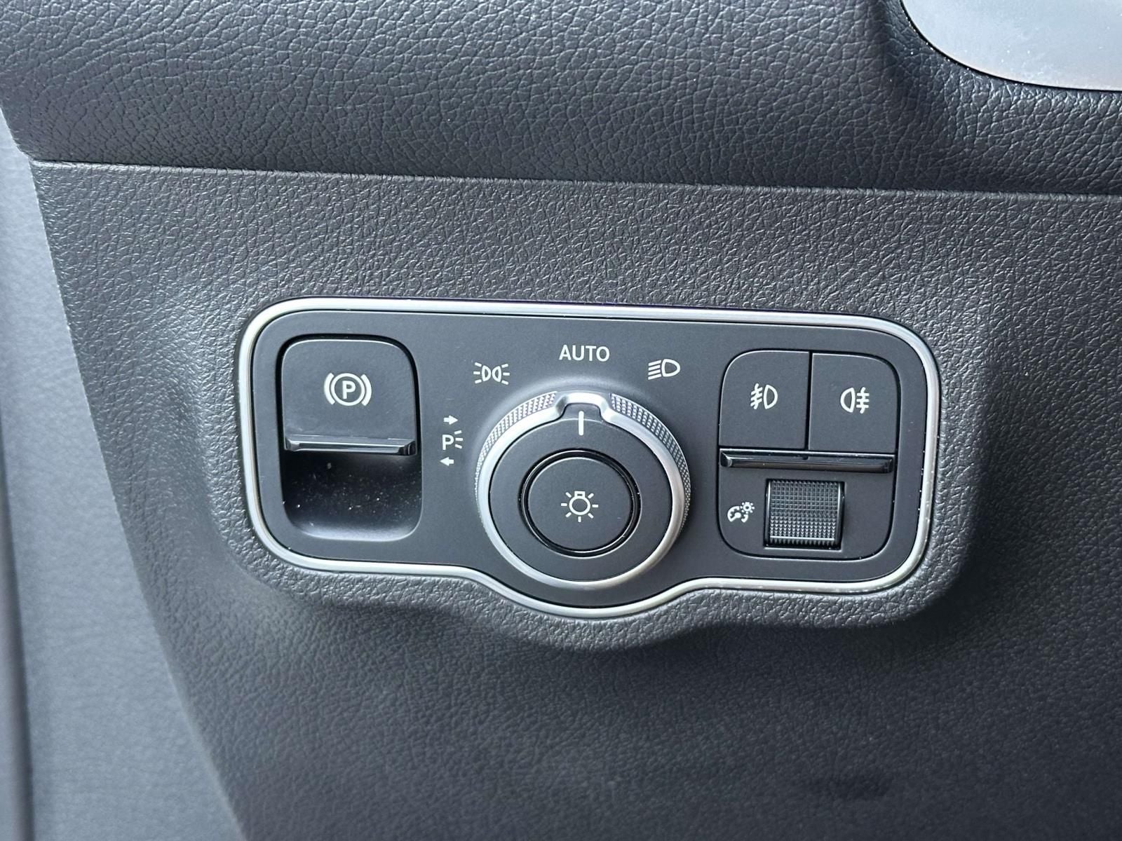 2023 Mercedes-Benz GLB GLB 250 4MATIC®