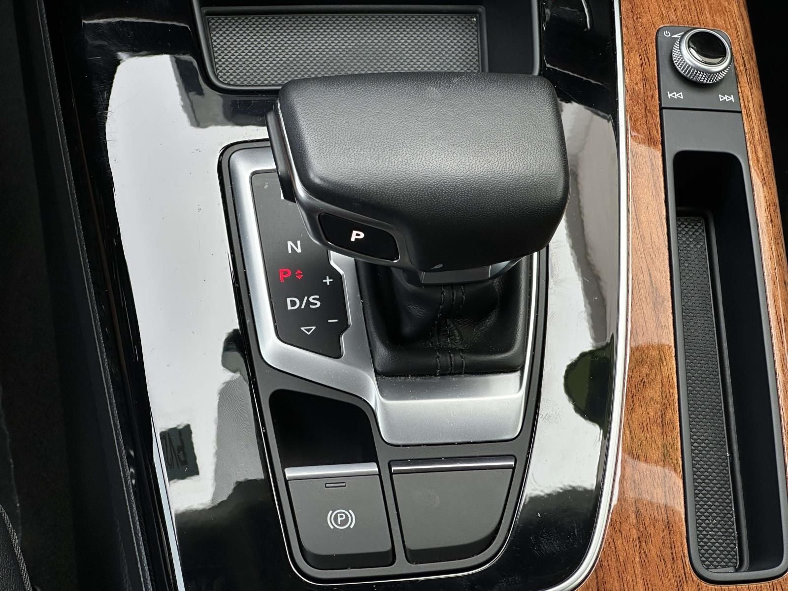 2023 Audi Q5 40 Premium quattro