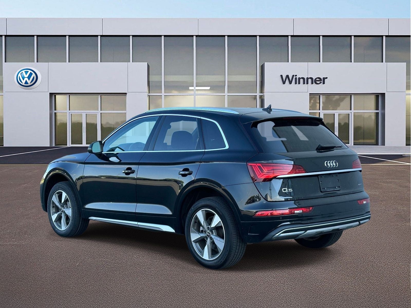 2023 Audi Q5 40 Premium quattro