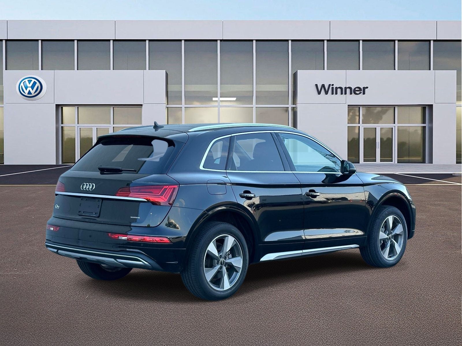 2023 Audi Q5 40 Premium quattro