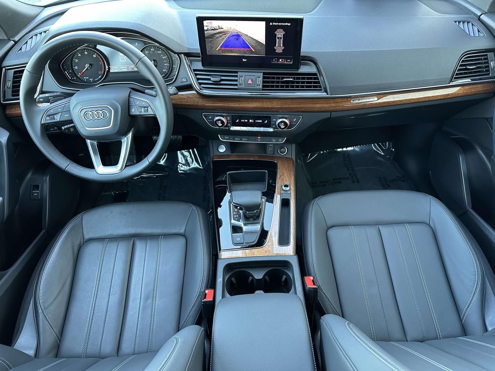 2023 Audi Q5 45 S line Premium quattro