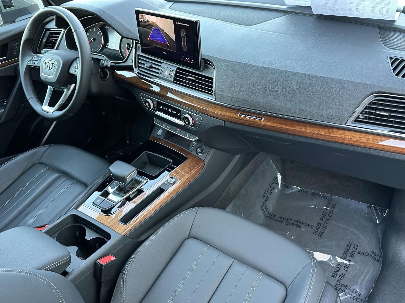 2023 Audi Q5 45 S line Premium quattro