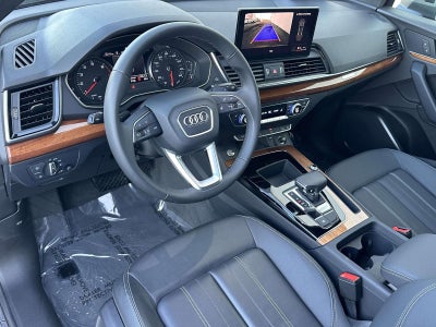 2023 Audi Q5 45 S line Premium quattro
