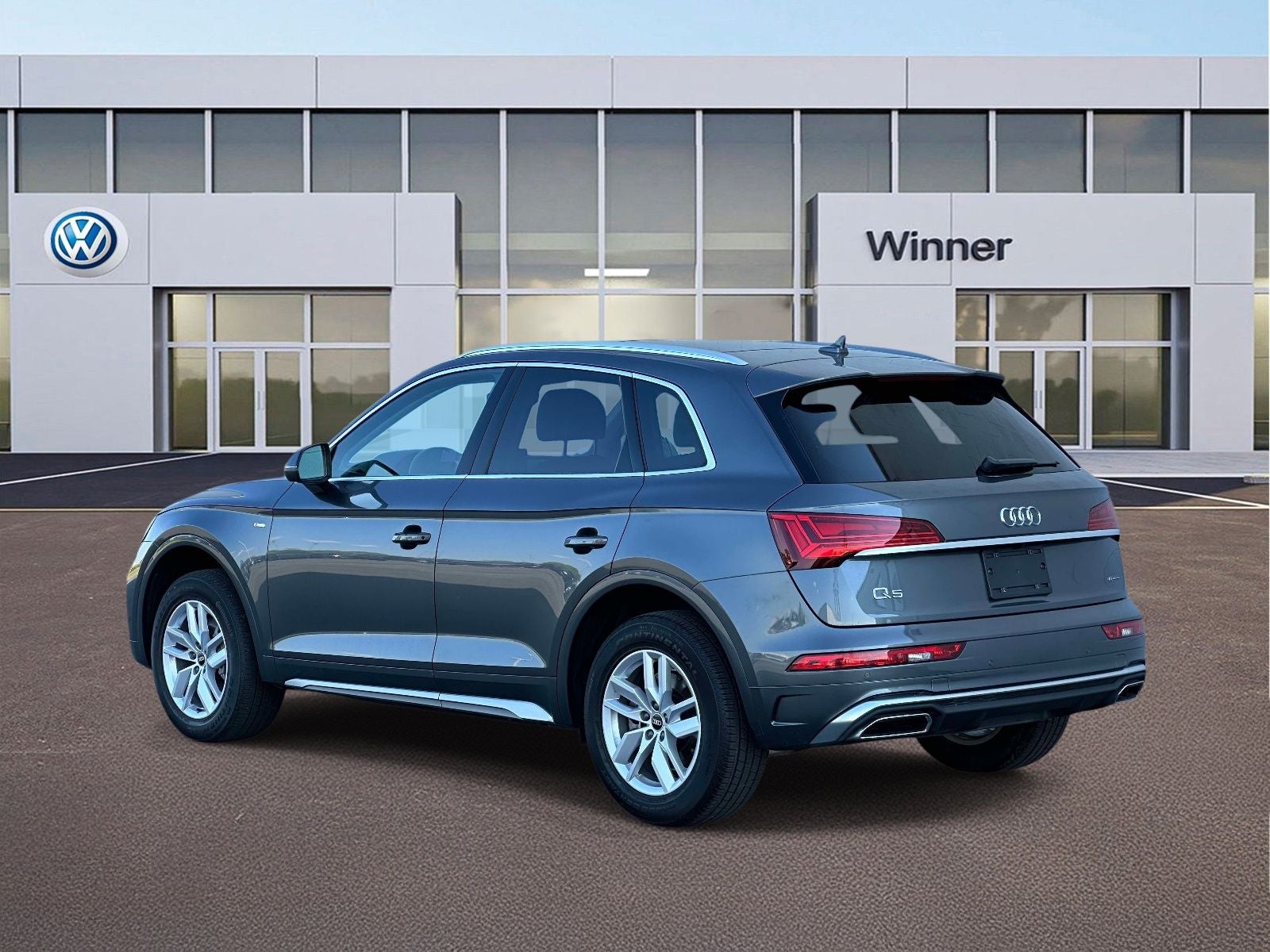 2023 Audi Q5 45 S line Premium quattro