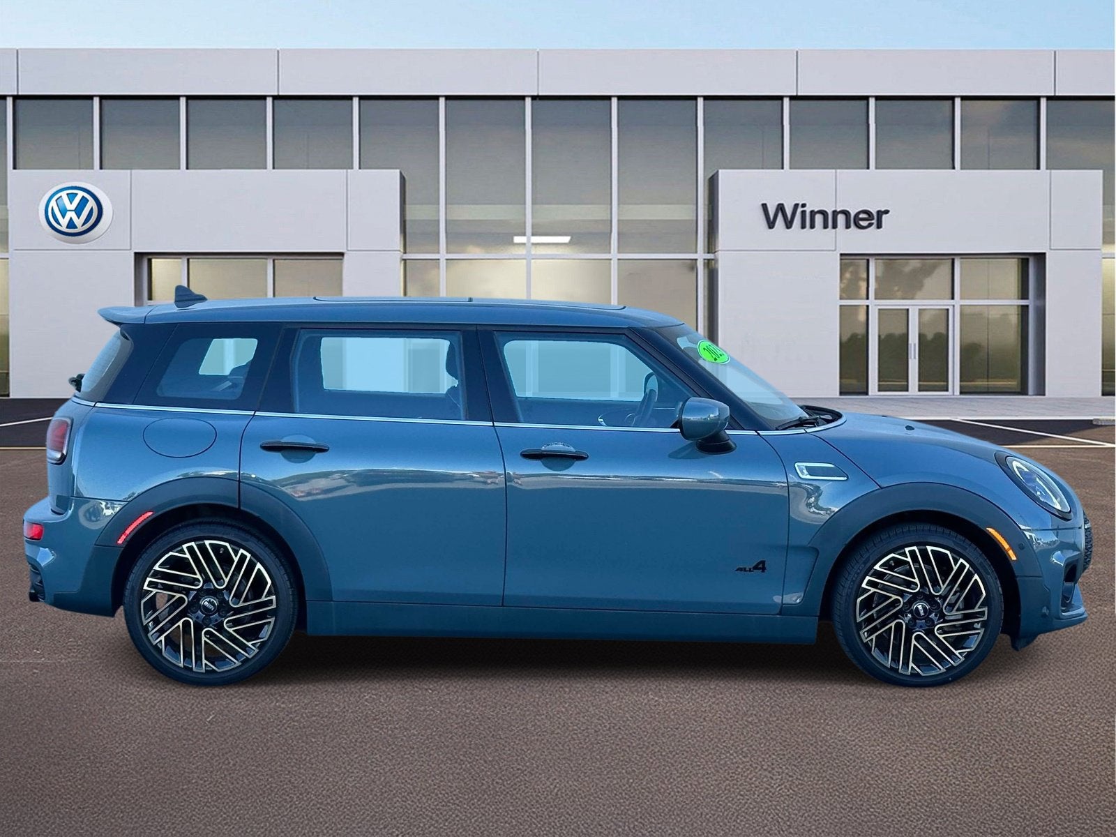 2023 MINI Cooper S Clubman Clubman